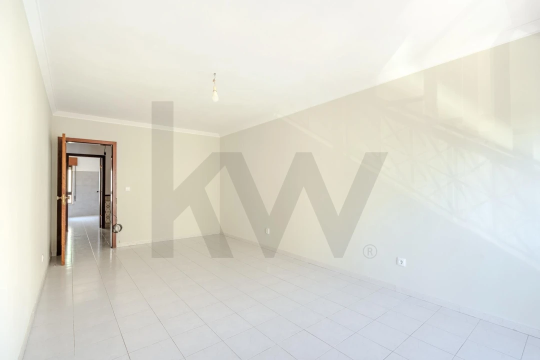 Apartamento T3 para Arrendamento em Alverca do Ribatejo e Sobralinho Foto 12