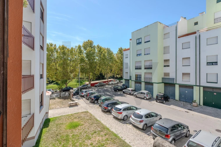 Apartamento T3 para Arrendamento em Alverca do Ribatejo e Sobralinho Foto 32
