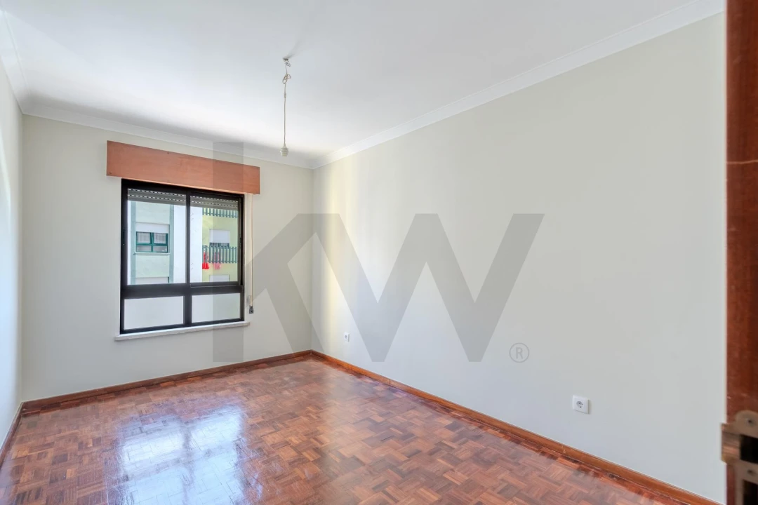 Apartamento T3 para Arrendamento em Alverca do Ribatejo e Sobralinho Foto 16