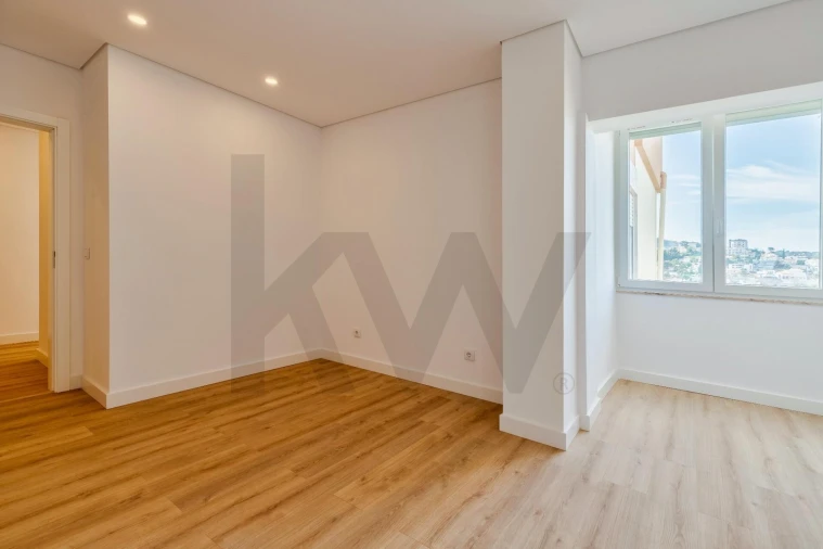 Apartamento T3 para Arrendamento em União das Freguesias de Setúbal Foto 16