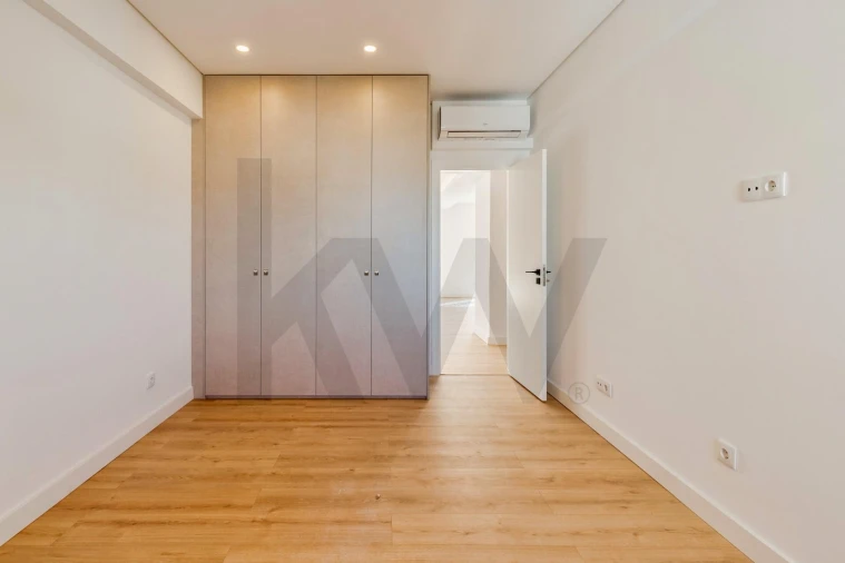 Apartamento T3 para Arrendamento em União das Freguesias de Setúbal Foto 21