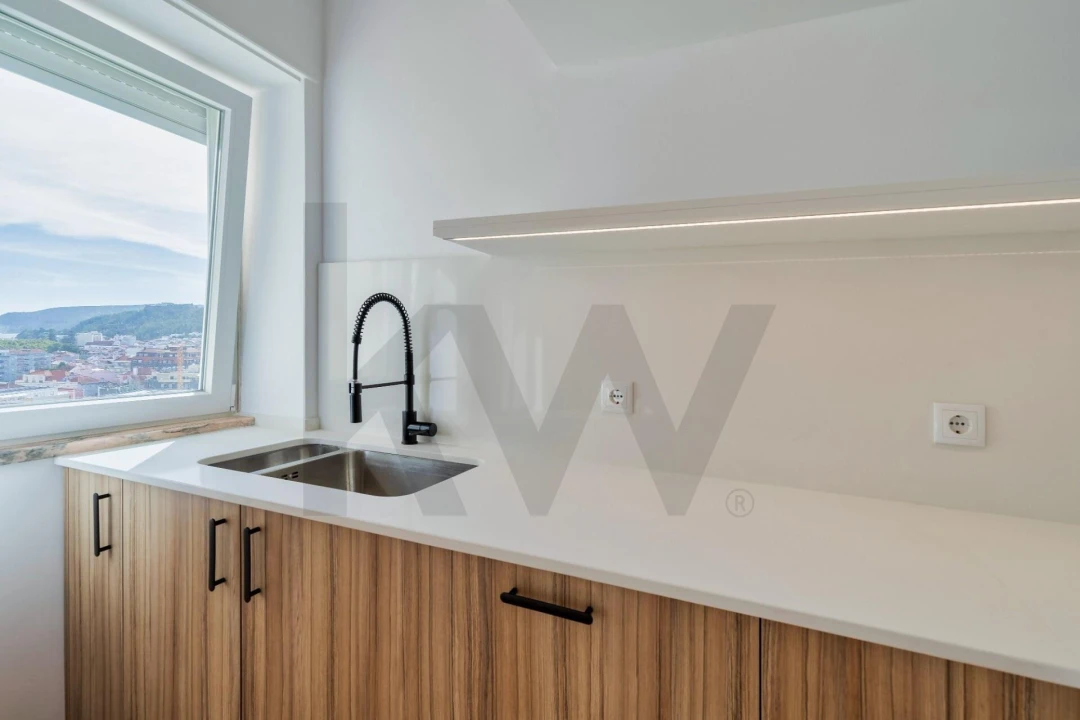 Apartamento T3 para Arrendamento em União das Freguesias de Setúbal Foto 4