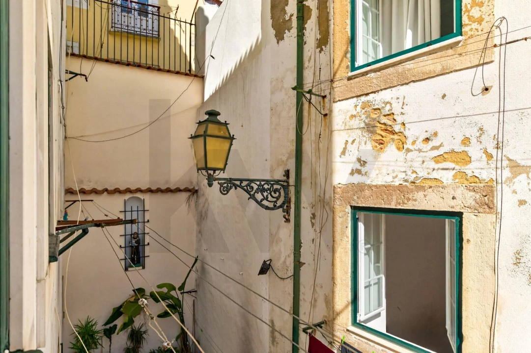 Apartamento T2 para Venda em Santa Maria Maior Foto 9