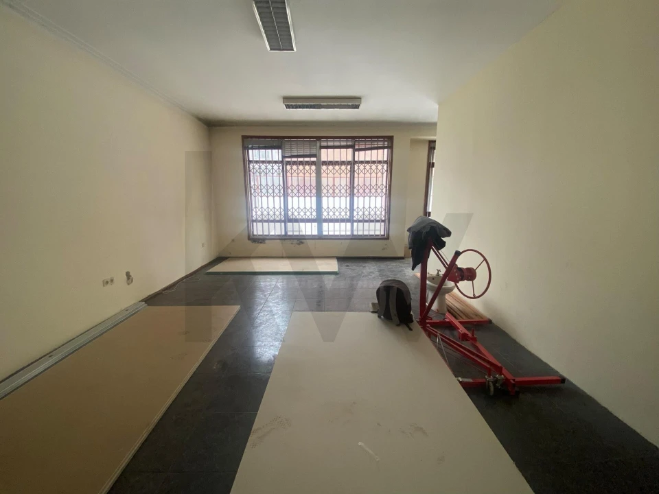 Apartamento T1 para Venda em Rio Tinto Foto 4