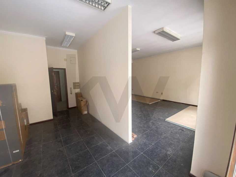 Apartamento T1 para Venda em Rio Tinto Foto 5