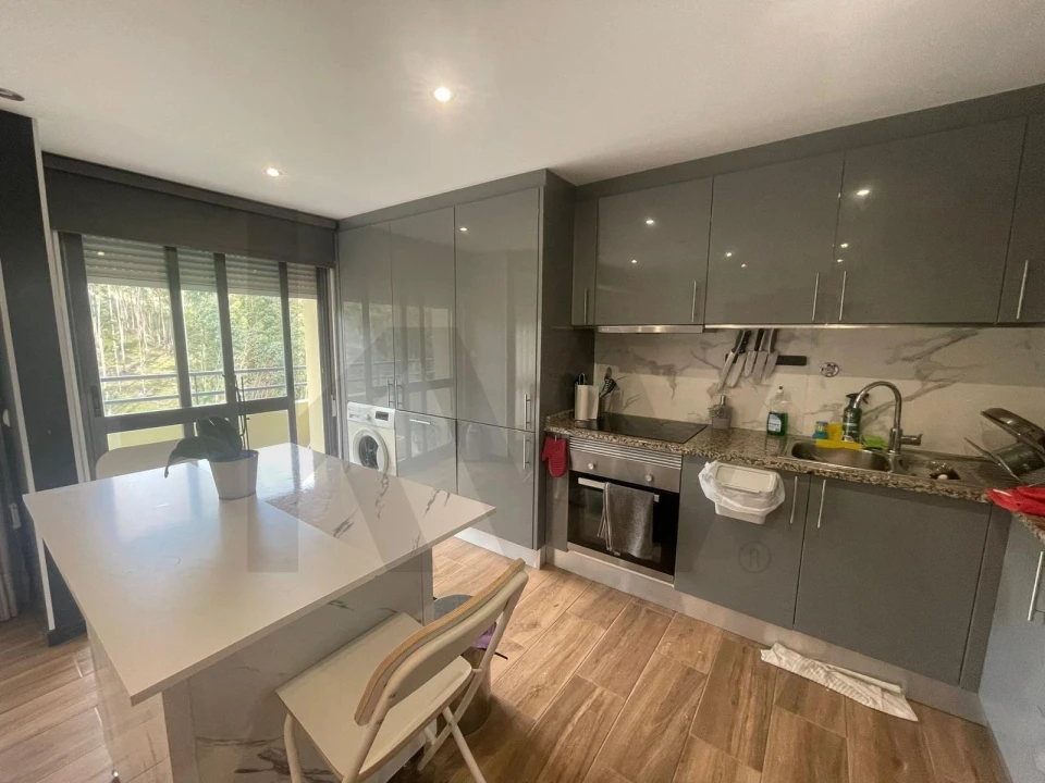 Apartamento T2 para Venda em Valongo Foto 4