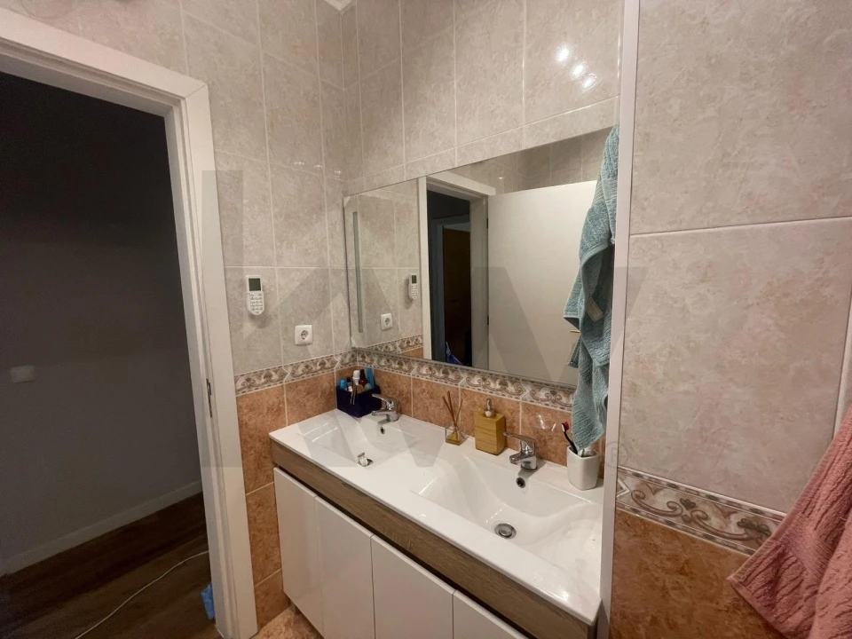 Apartamento T2 para Venda em Valongo Foto 18