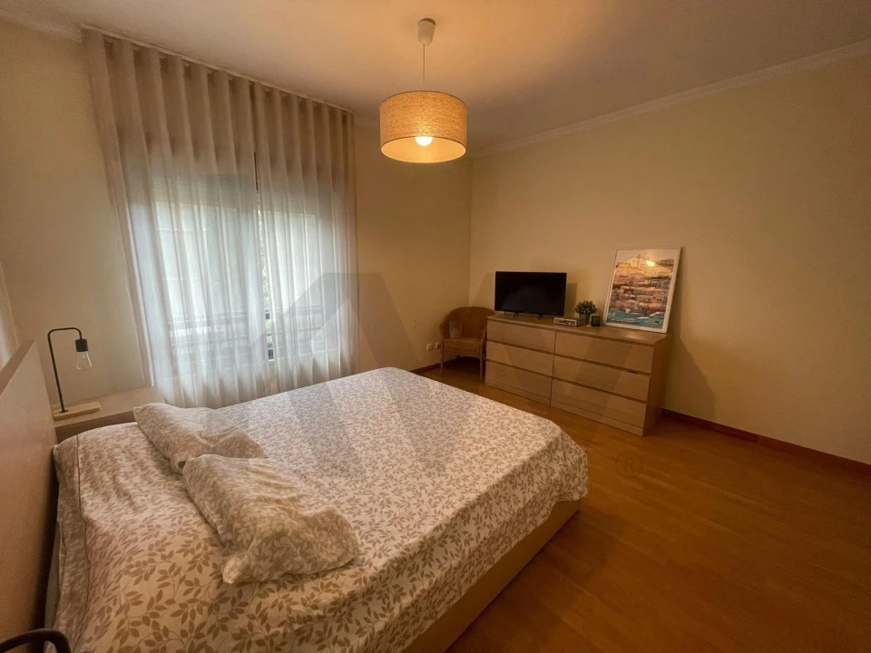 Apartamento T2 para Venda em Valongo Foto 16