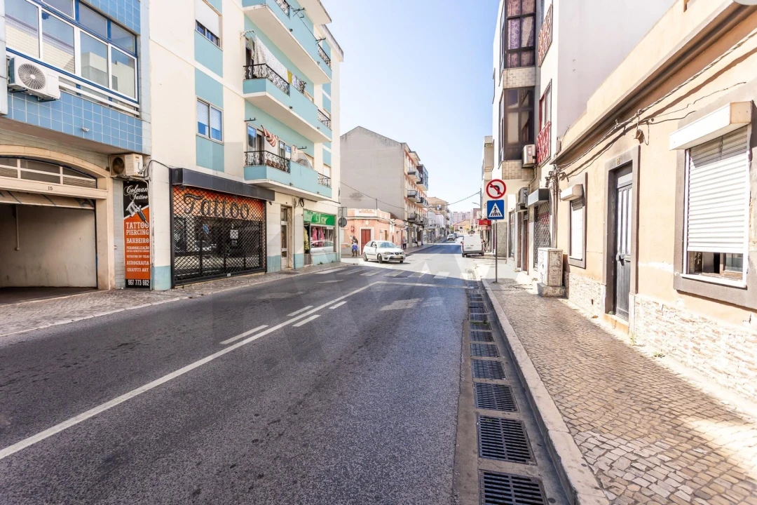 Apartamento T1 para Venda em Baixa da Banheira e Vale da Amoreira Foto 18