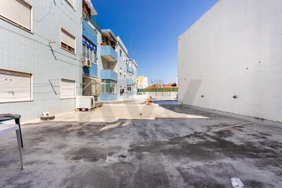 Apartamento T1 para Venda em Baixa da Banheira e Vale da Amoreira