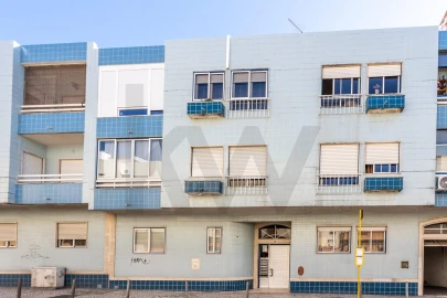 Apartamento T1 para Venda em Baixa da Banheira e Vale da Amoreira
