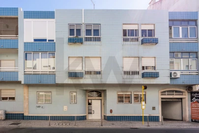 Apartamento T1 para Venda em Baixa da Banheira e Vale da Amoreira