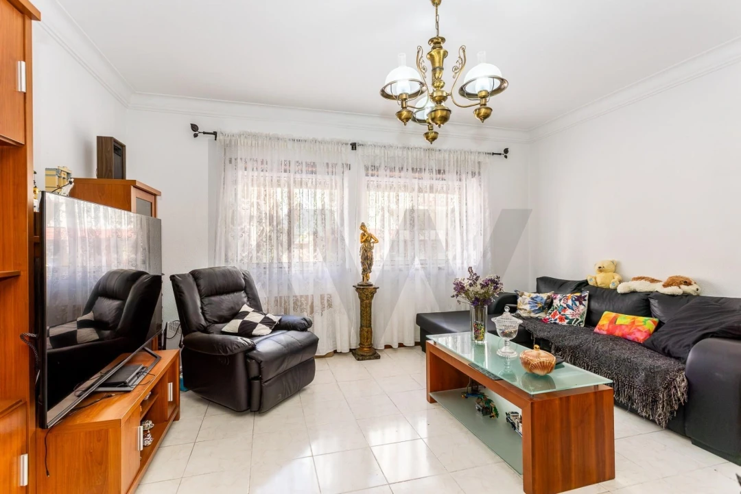 Apartamento T1 para Venda em Baixa da Banheira e Vale da Amoreira Foto 4
