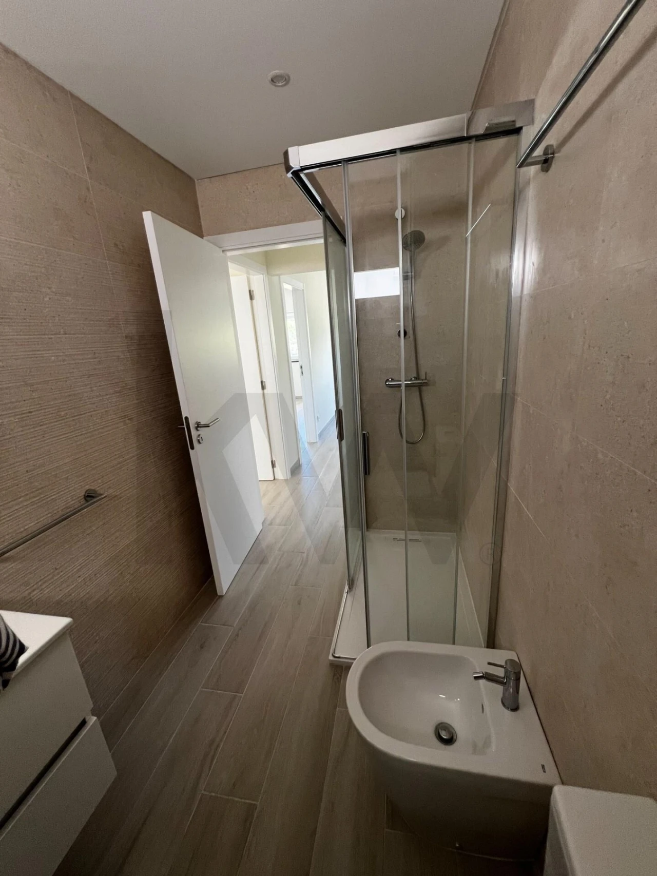 Apartamento T2 para Arrendamento em Barcarena Foto 10