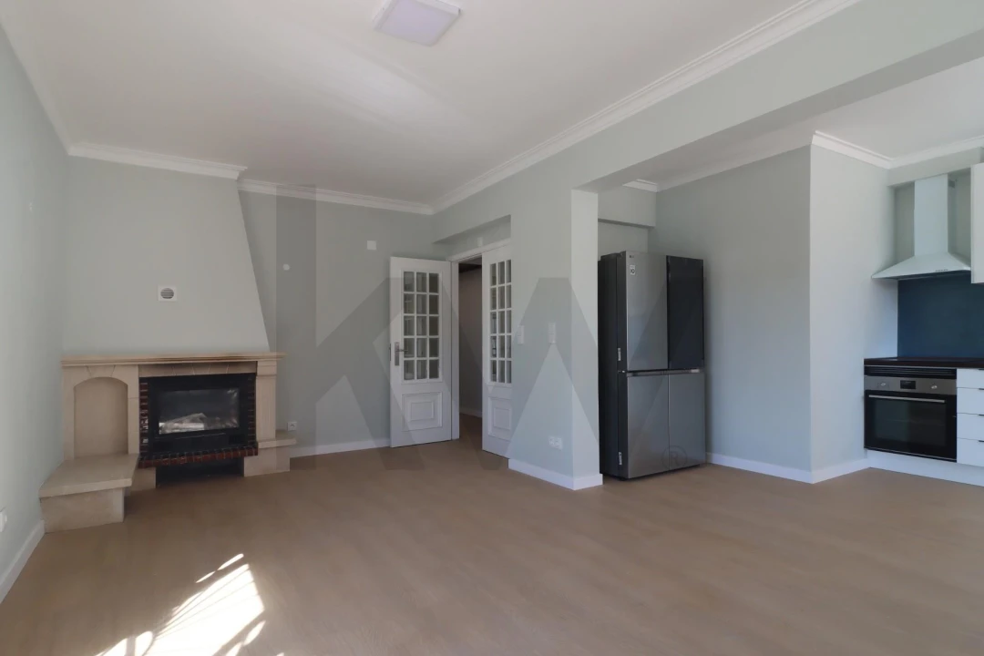 Apartamento T2 para Venda em Cascais e Estoril Foto 1