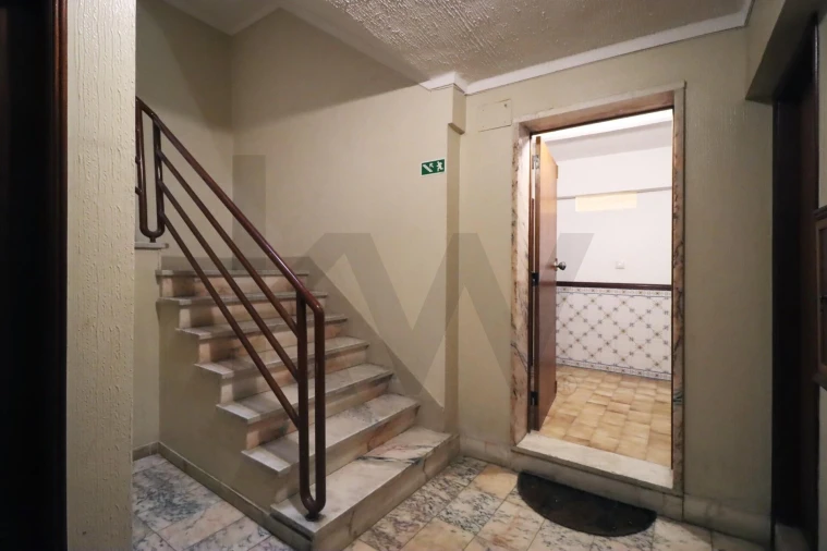 Apartamento T2 para Venda em Cascais e Estoril Foto 14