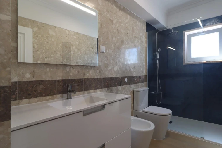Apartamento T2 para Venda em Cascais e Estoril Foto 6