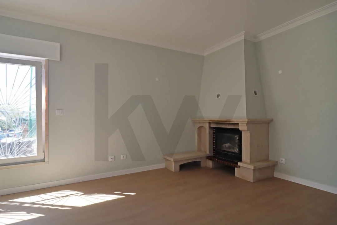 Apartamento T2 para Venda em Cascais e Estoril Foto 2