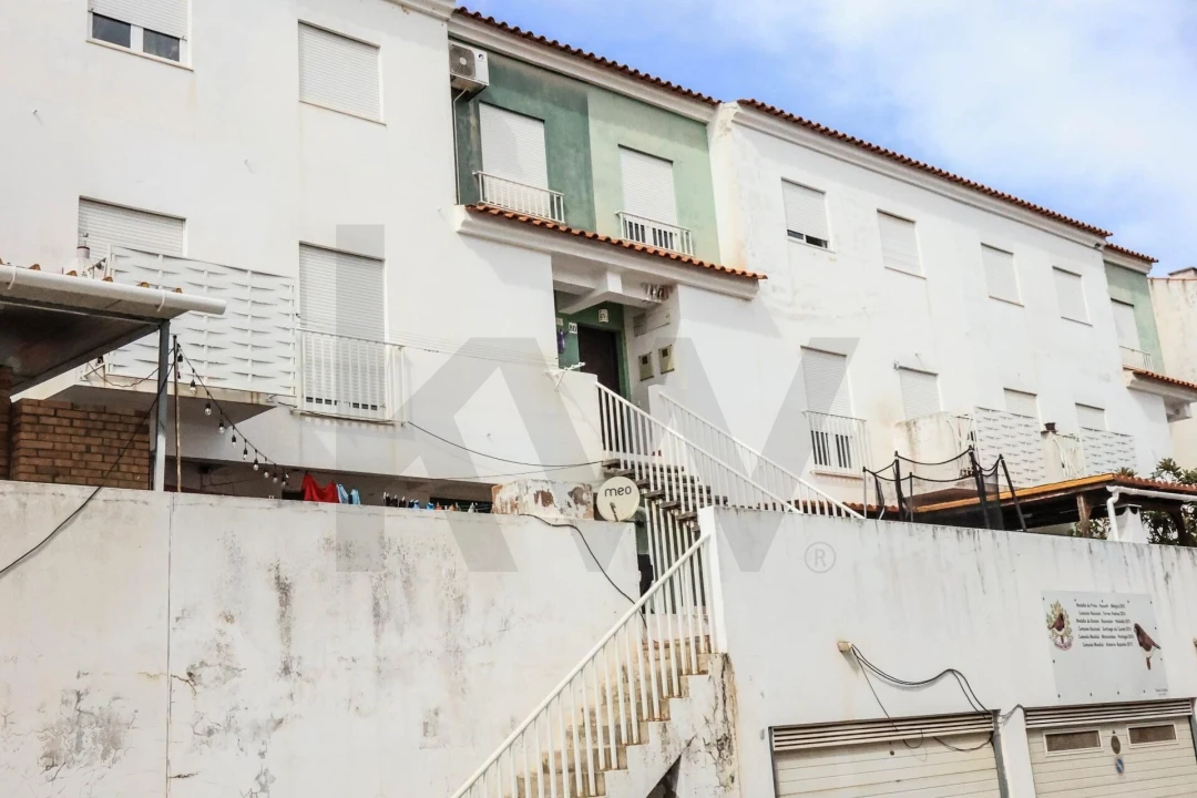 Apartamento T3 para Venda em Silves Foto 1