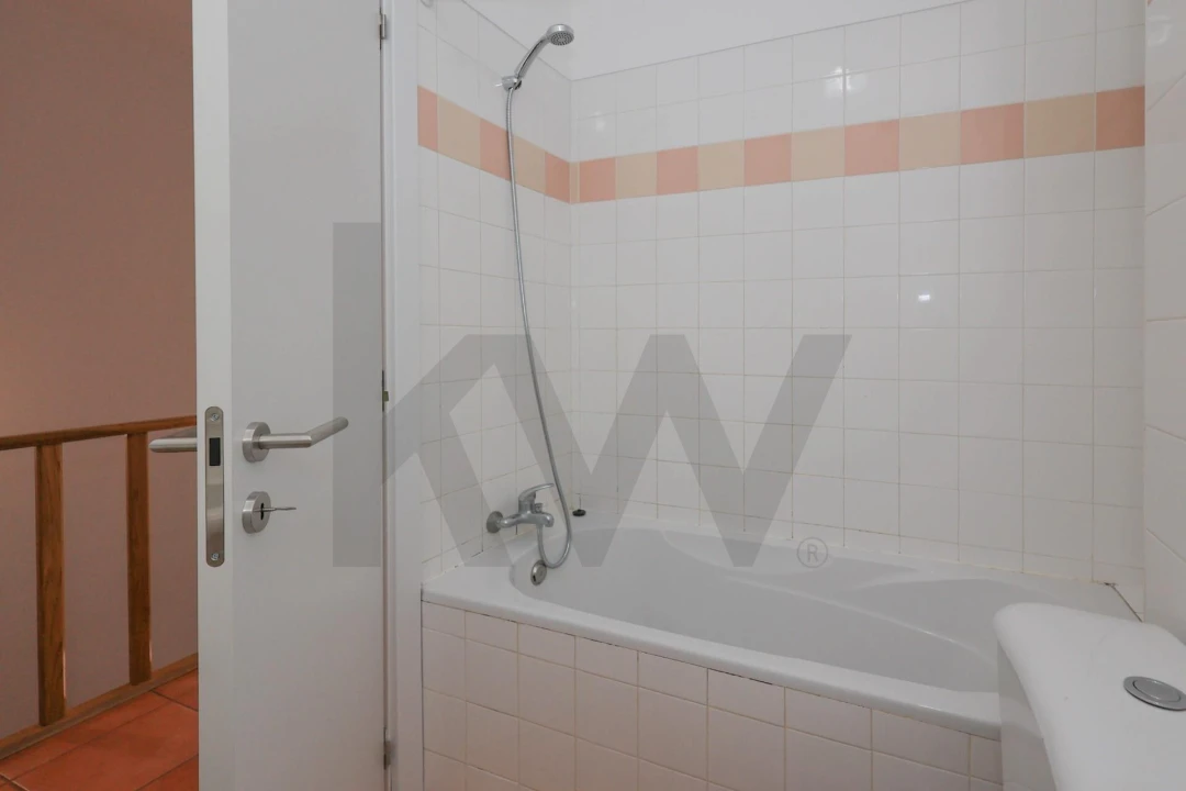 Apartamento T3 para Venda em Silves Foto 21