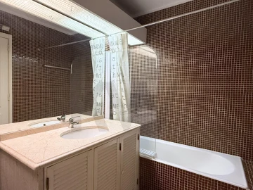 Apartamento T3 para Arrendamento em Carnide