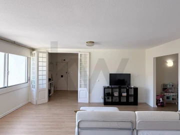 Apartamento T3 para Arrendamento em Carnide