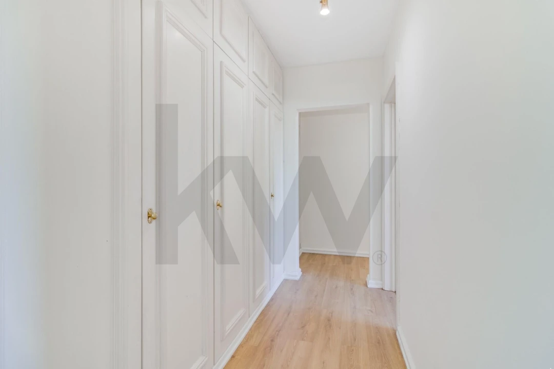 Apartamento T3 para Arrendamento em Carnide Foto 21
