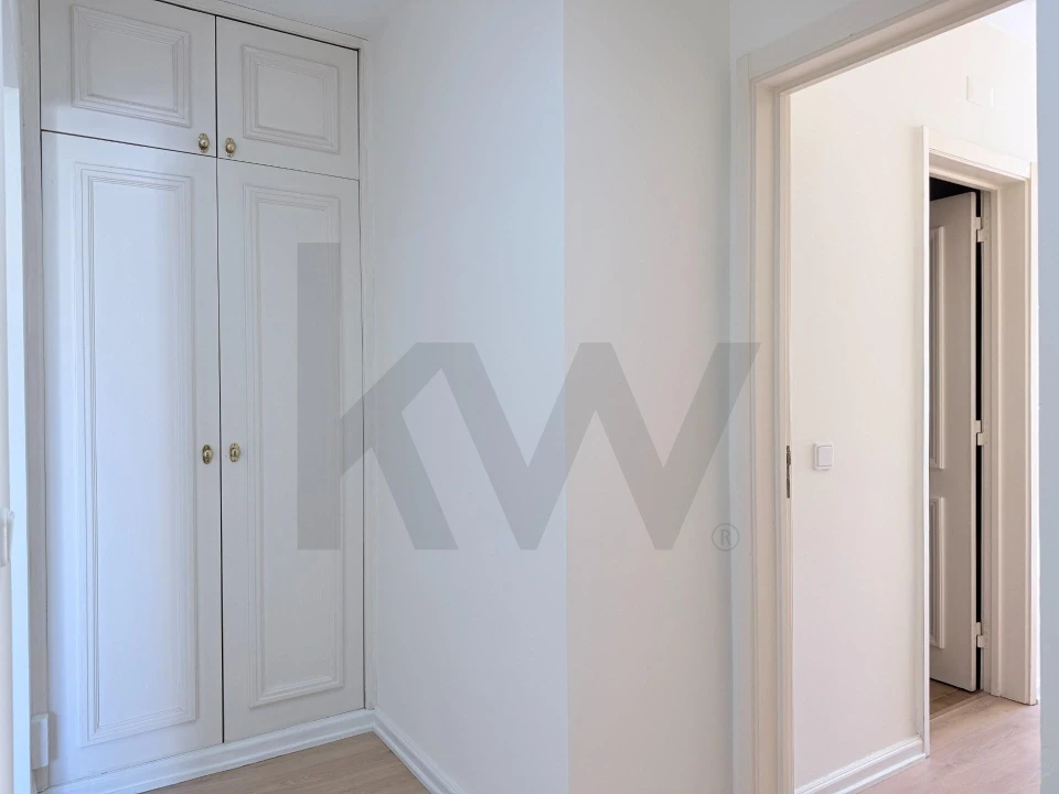 Apartamento T3 para Arrendamento em Carnide Foto 19