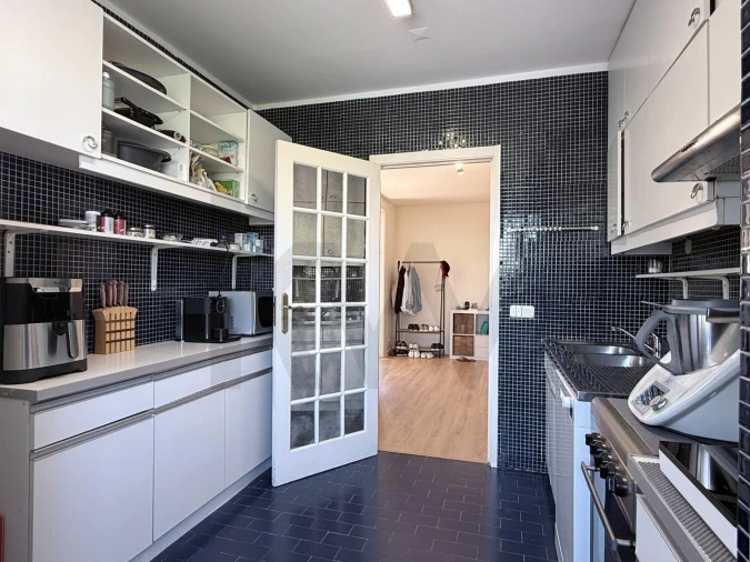 Apartamento T3 para Arrendamento em Carnide Foto 7