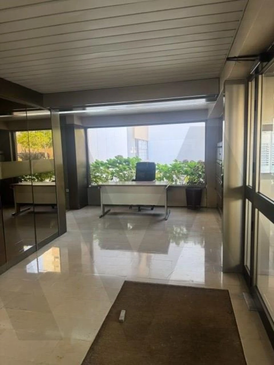 Apartamento T3 para Arrendamento em Carnide Foto 2