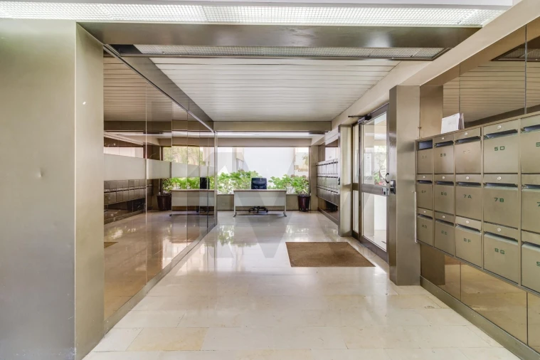 Apartamento T3 para Arrendamento em Carnide Foto 2