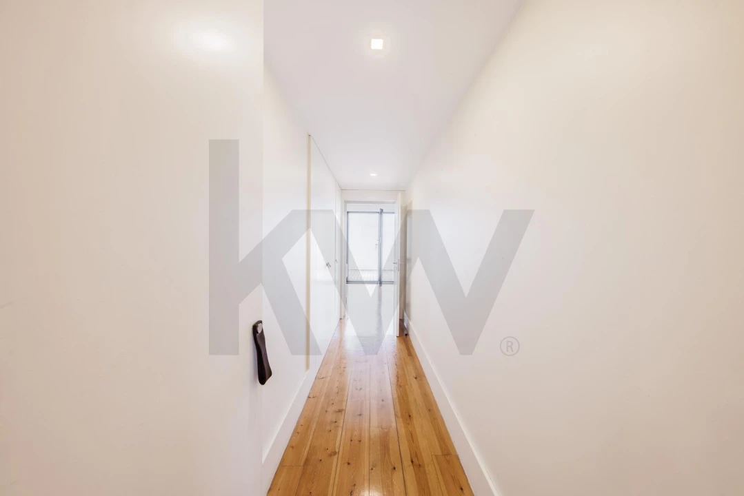 Apartamento T4 para Arrendamento em Santa Marinha e São Pedro da Afurada Foto 32