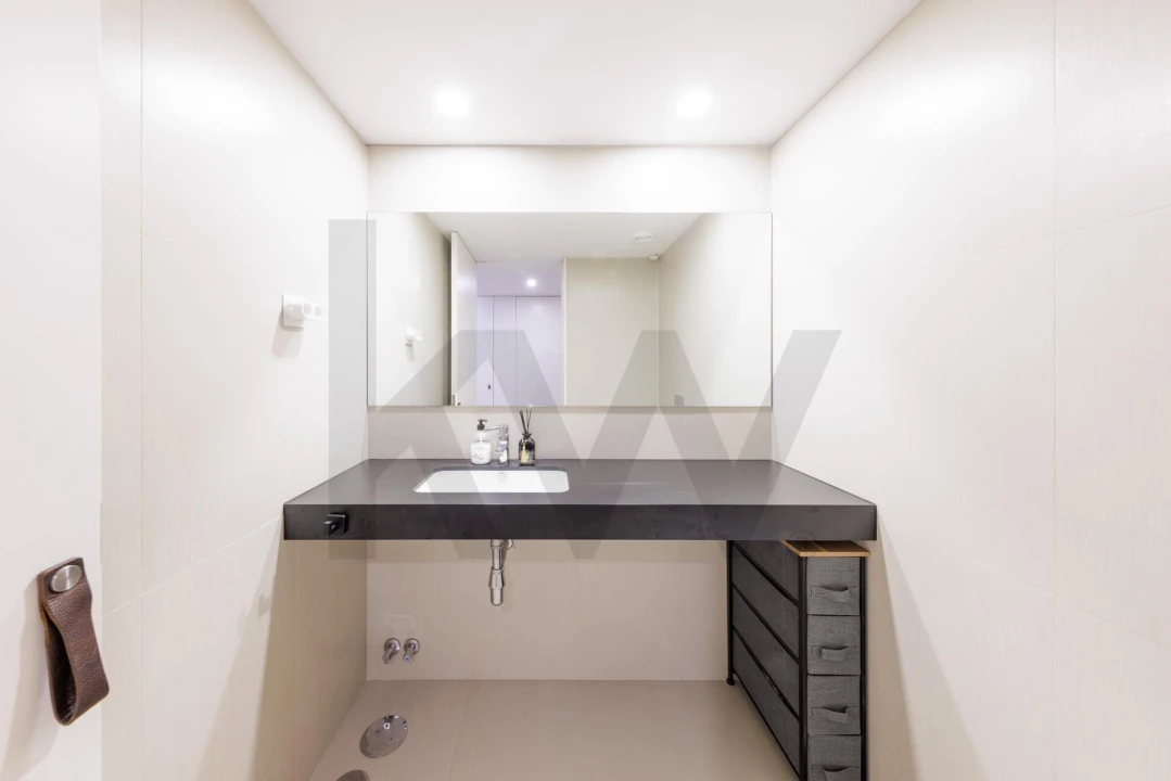 Apartamento T4 para Arrendamento em Santa Marinha e São Pedro da Afurada Foto 34