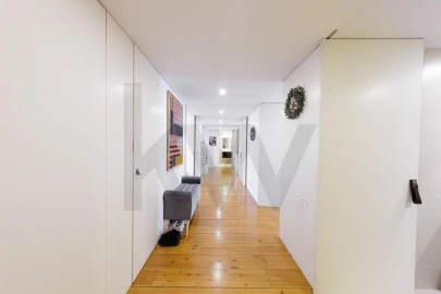 Apartamento T4 para Arrendamento em Santa Marinha e São Pedro da Afurada