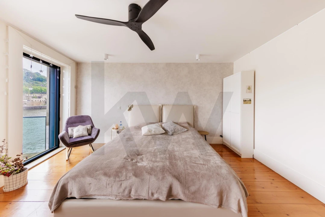 Apartamento T4 para Arrendamento em Santa Marinha e São Pedro da Afurada Foto 22