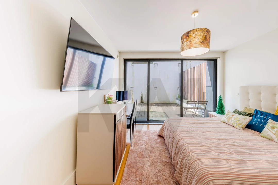 Apartamento T4 para Arrendamento em Santa Marinha e São Pedro da Afurada Foto 13