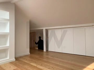 Apartamento T2 para Arrendamento em Santo António