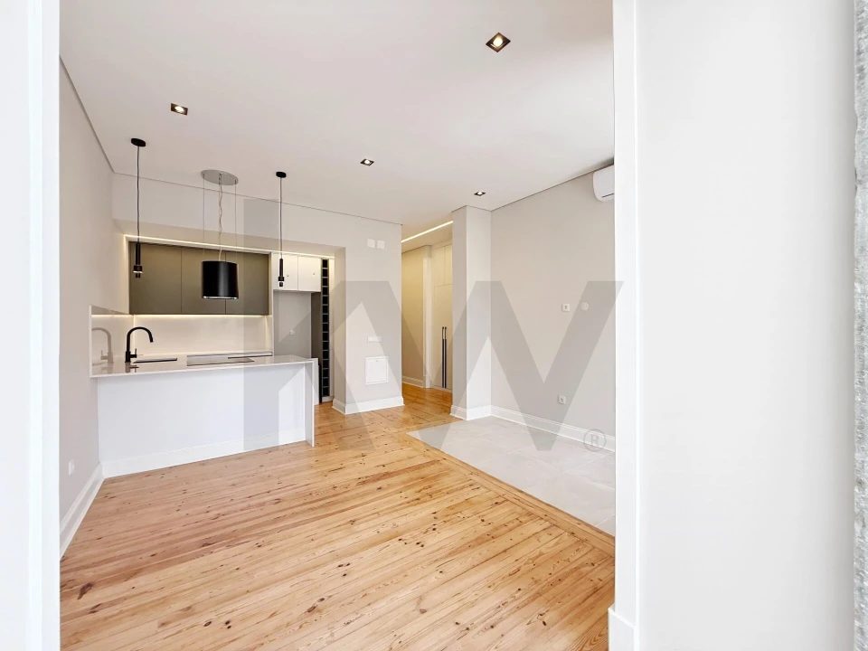 Apartamento T3 para Venda em Areeiro Foto 43