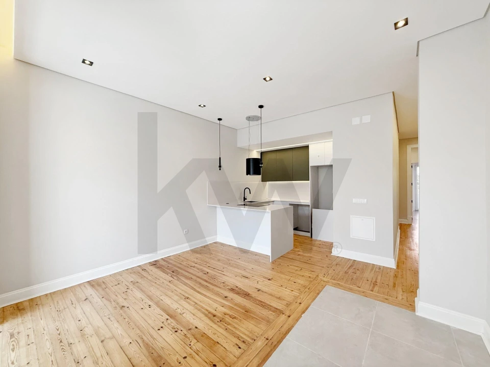 Apartamento T3 para Venda em Areeiro Foto 35