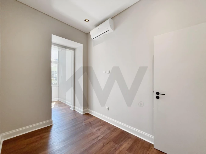 Apartamento T3 para Venda em Areeiro Foto 24