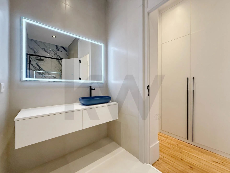 Apartamento T3 para Venda em Areeiro Foto 17