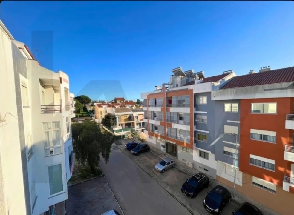 Apartamento T3 para Venda em Caparica e Trafaria Foto 12