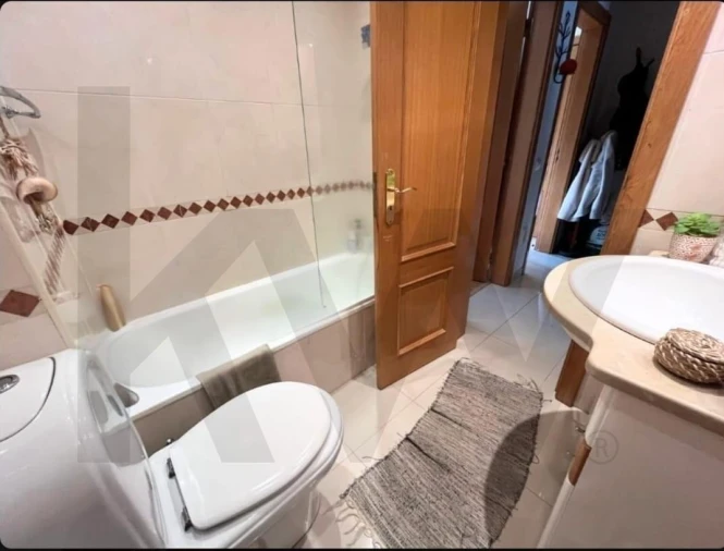Apartamento T3 para Venda em Caparica e Trafaria Foto 11