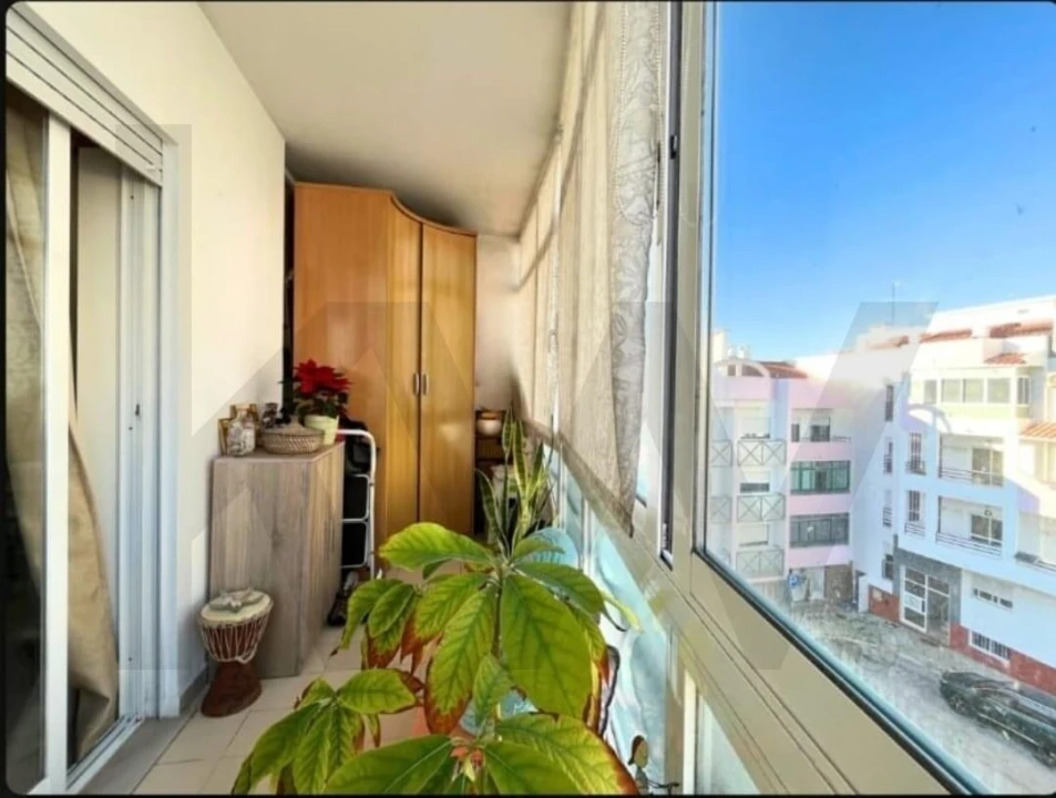 Apartamento T3 para Venda em Caparica e Trafaria Foto 3