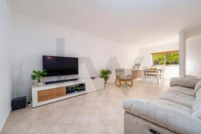 Apartamento T3 para Venda em Albufeira e Olhos de Água