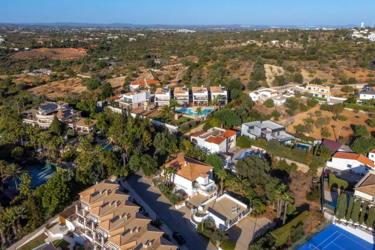 Apartamento T3 para Venda em Albufeira e Olhos de Água Foto 50