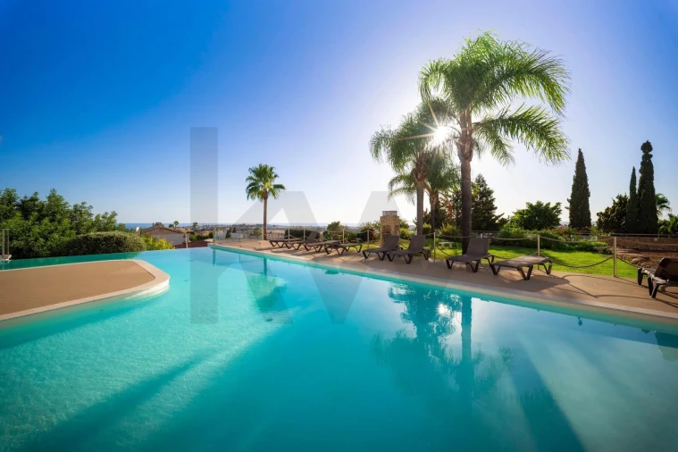 Apartamento T3 para Venda em Albufeira e Olhos de Água Foto 2