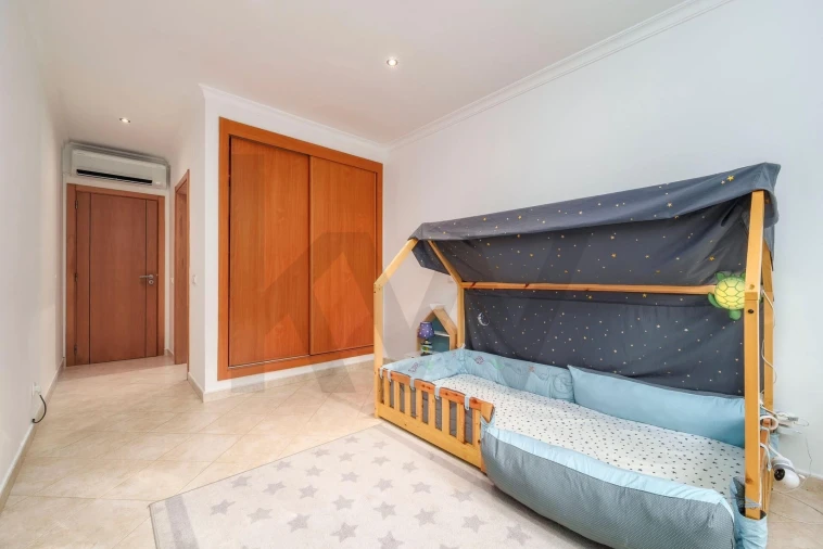 Apartamento T3 para Venda em Albufeira e Olhos de Água Foto 29