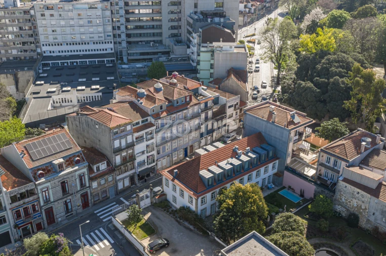 Prédio para Venda em Lordelo do Ouro e Massarelos Foto 50