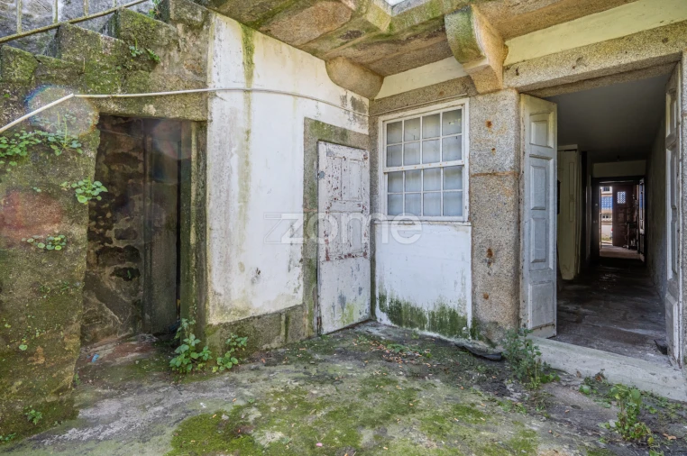 Prédio para Venda em Lordelo do Ouro e Massarelos Foto 10